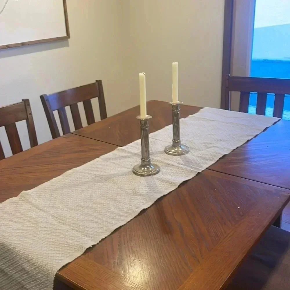 Gray‎ Table Runner
